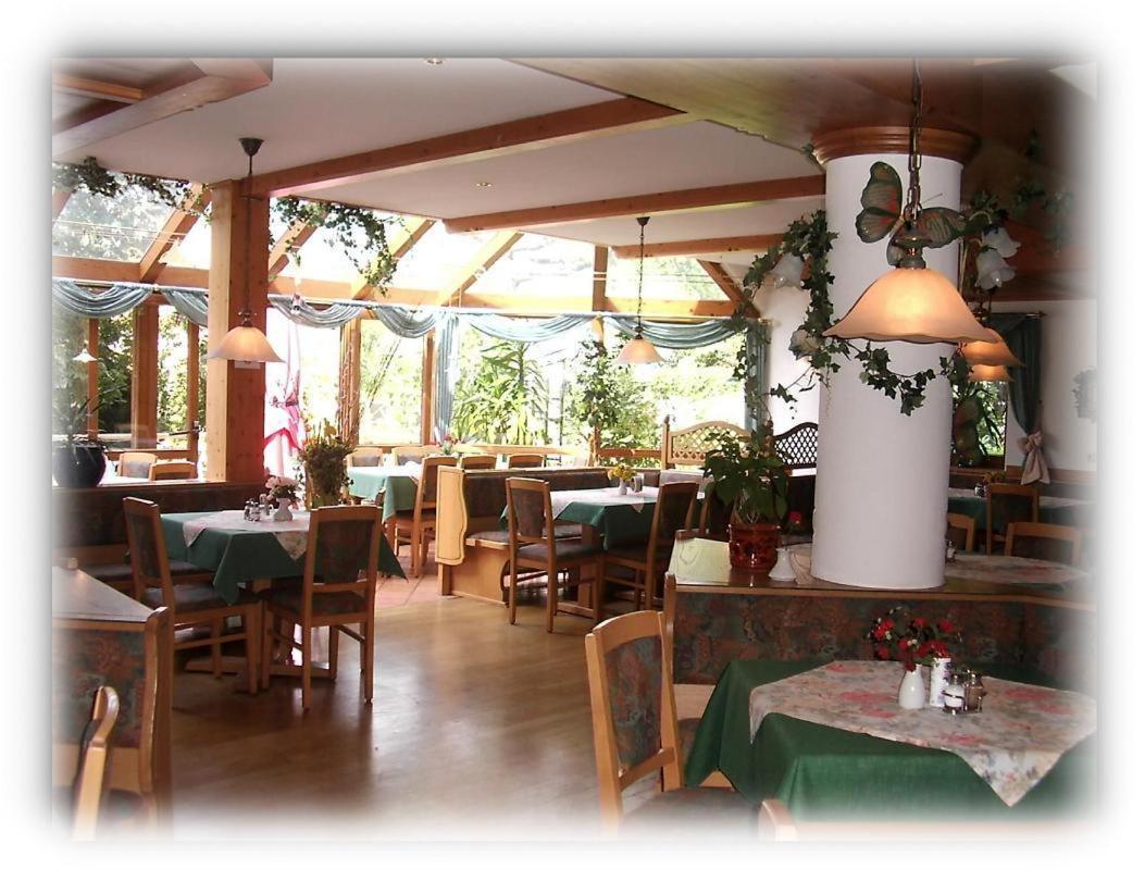 Hotel Landgasthof Zum Schildhauer Halfing المظهر الخارجي الصورة
