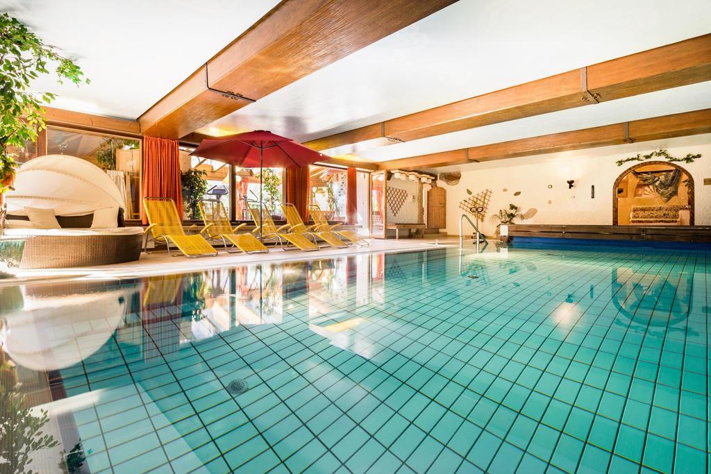 Hotel Landgasthof Zum Schildhauer Halfing المظهر الخارجي الصورة